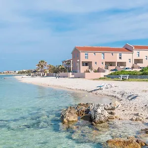 Luxury - La 5& 6 , Vir Kroatien